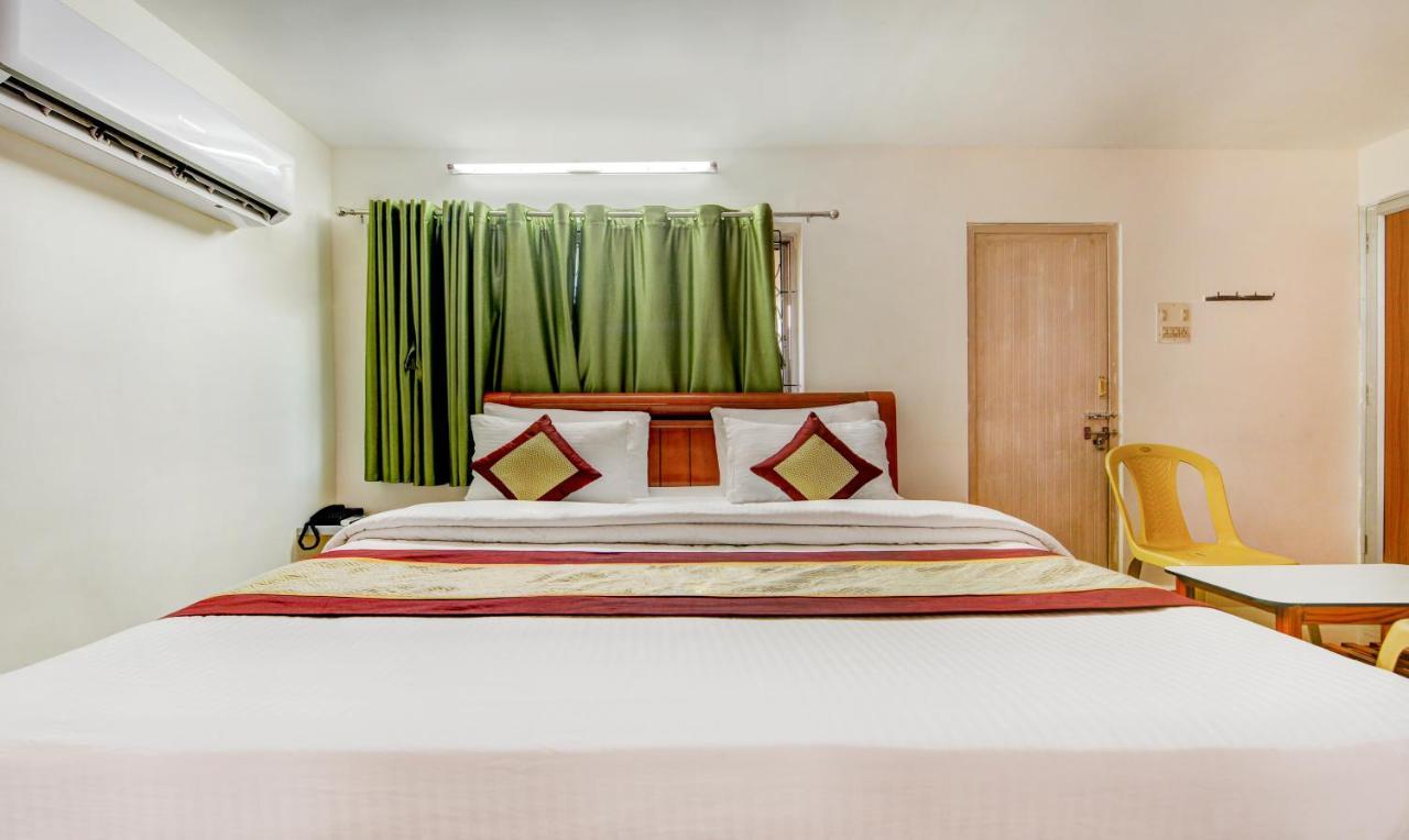 Hotel Salbala - Near Airport チェンナイ エクステリア 写真
