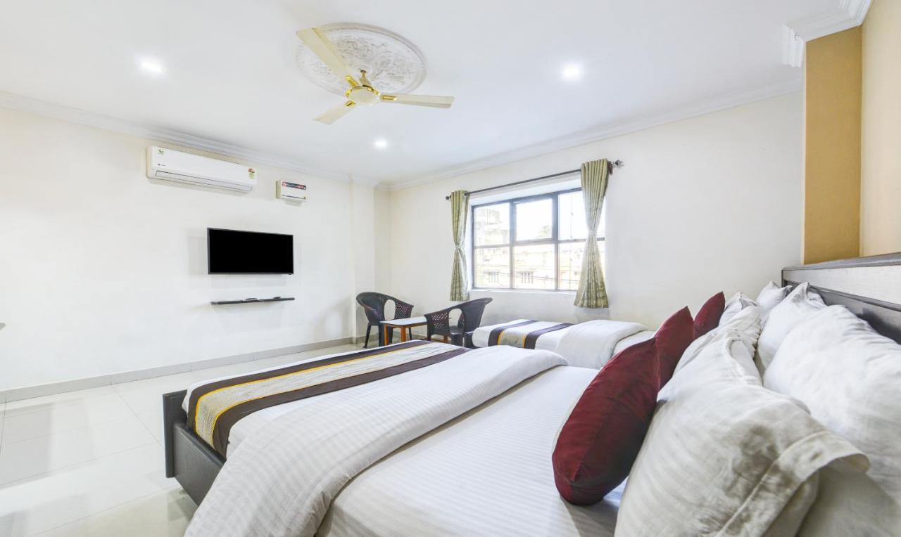 Hotel Salbala - Near Airport チェンナイ エクステリア 写真
